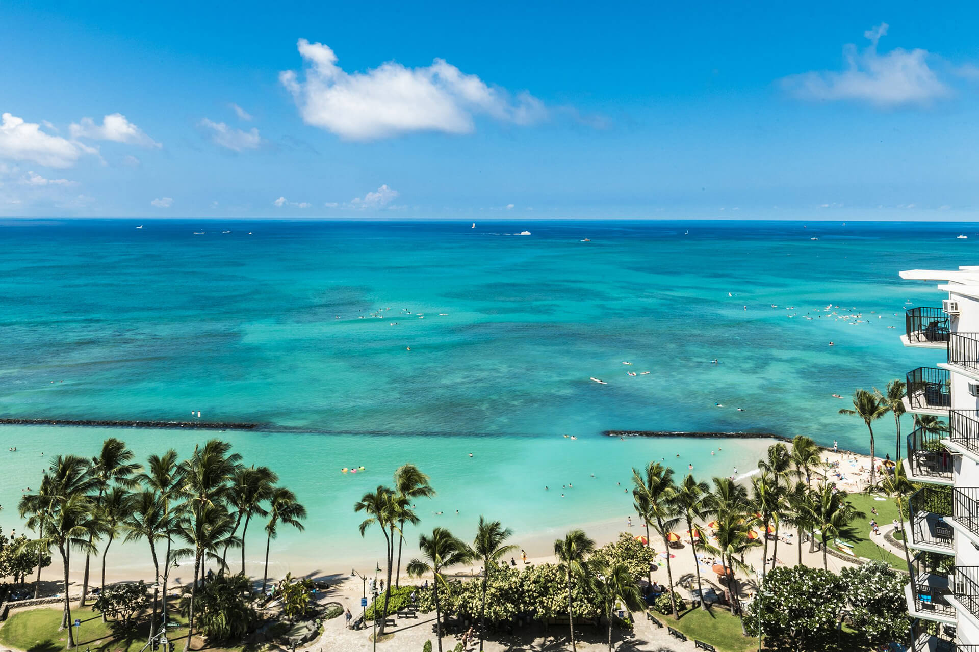 Aqua-Aston Hospitality Celebrates Return to Australian Market